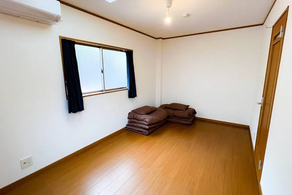 Apartment New【駅から2分】Usj空庭難波梅田まで10分!まるごと一軒家貸し切り!大人数宿泊可能!駐車場有 Osaka